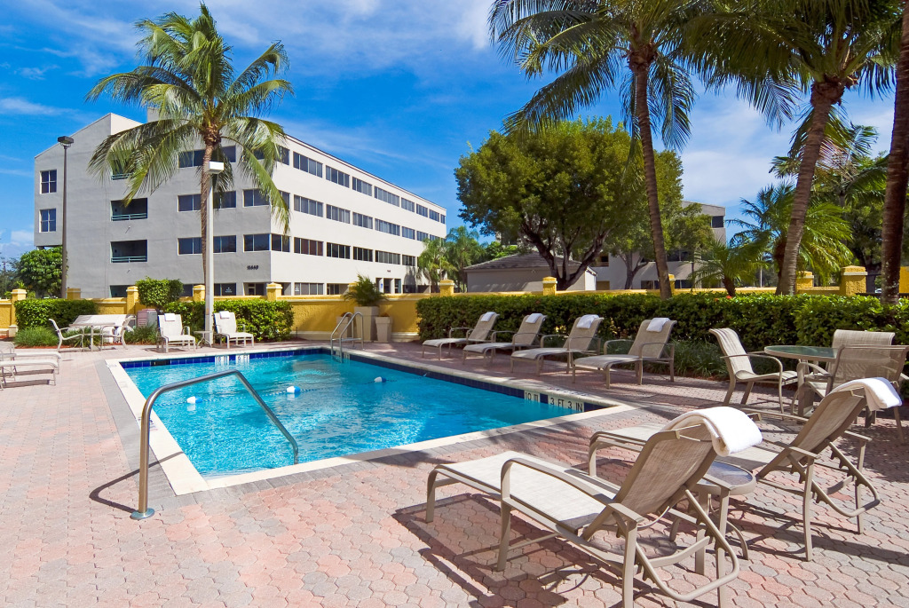 Holiday Inn Express Hotel & Suites Kendall East-Miami by IHG