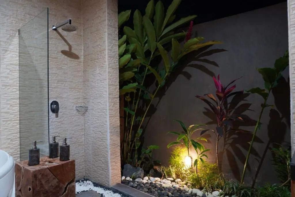 Homayoon Villa at Bisma - 10 min walk to Ubud center