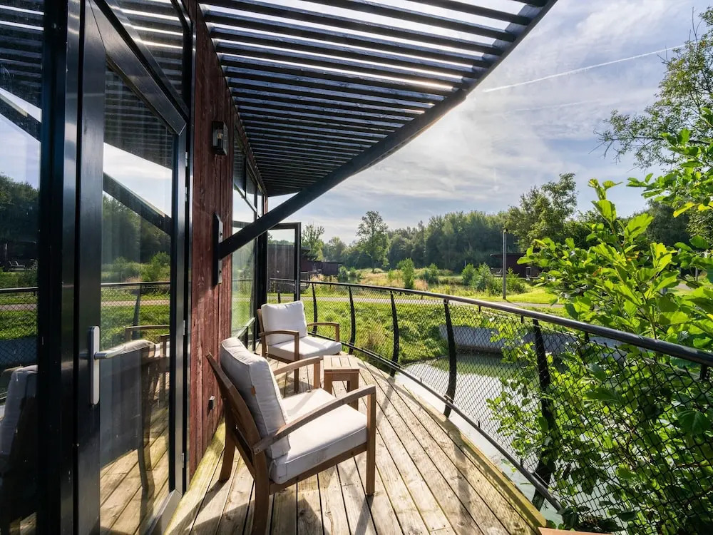 Romantic Forest Retreat