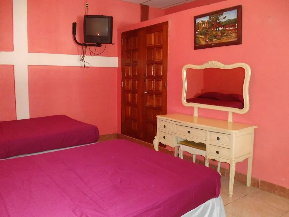 Hotel Maya