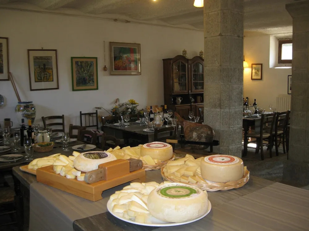 3 Rooms Flat Between Florence and Arezzo - Enjoy Italian Beauty