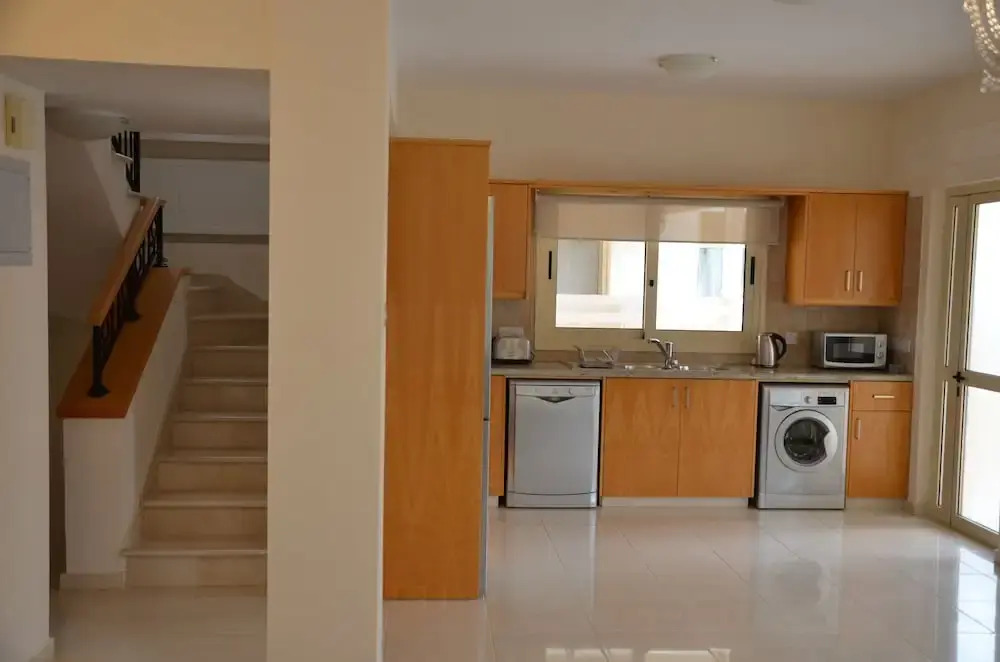 Anthorina Villa 21