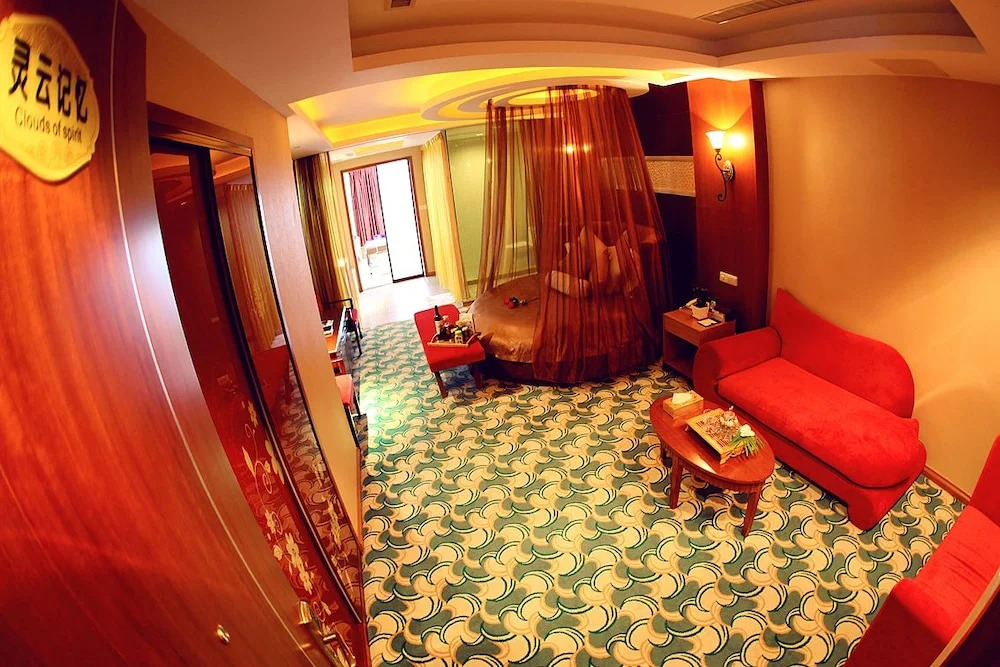 Jimo Chengtou Hotspring VIP Spa Club