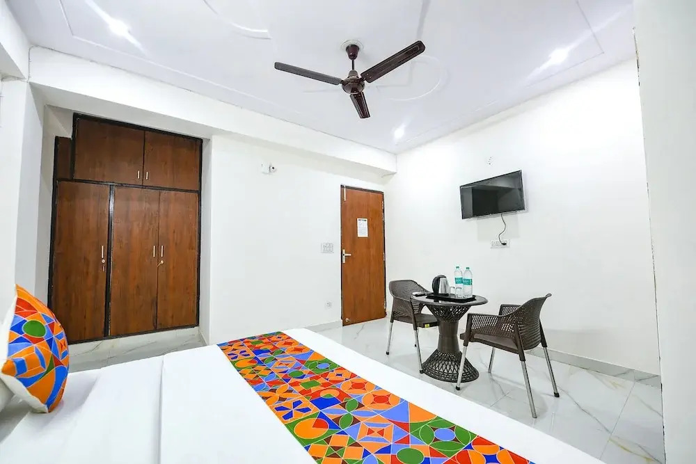 FabHotel The Yashobhumi - Nr Yashobhoomi Convention Centre