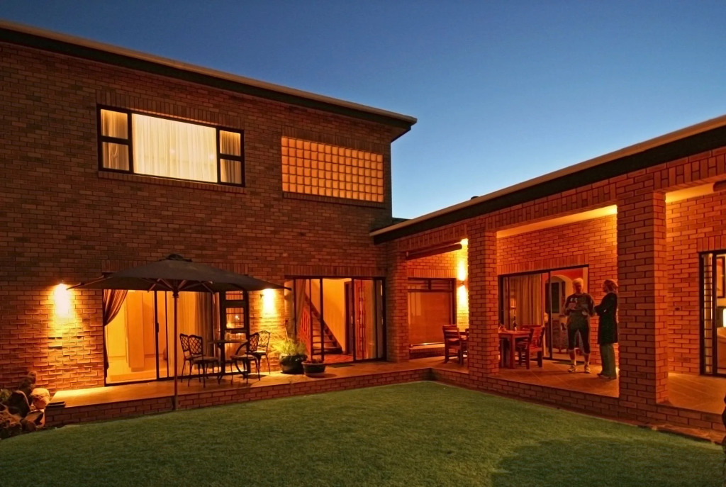 Chala-Kigi Apartments