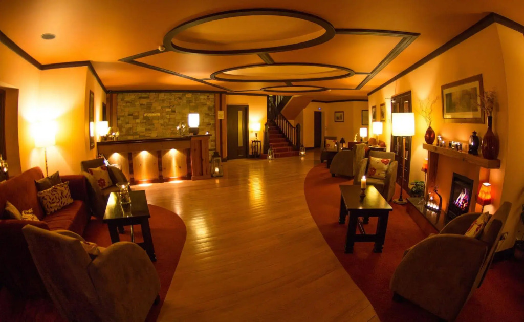 Waterfront House & Restaurant