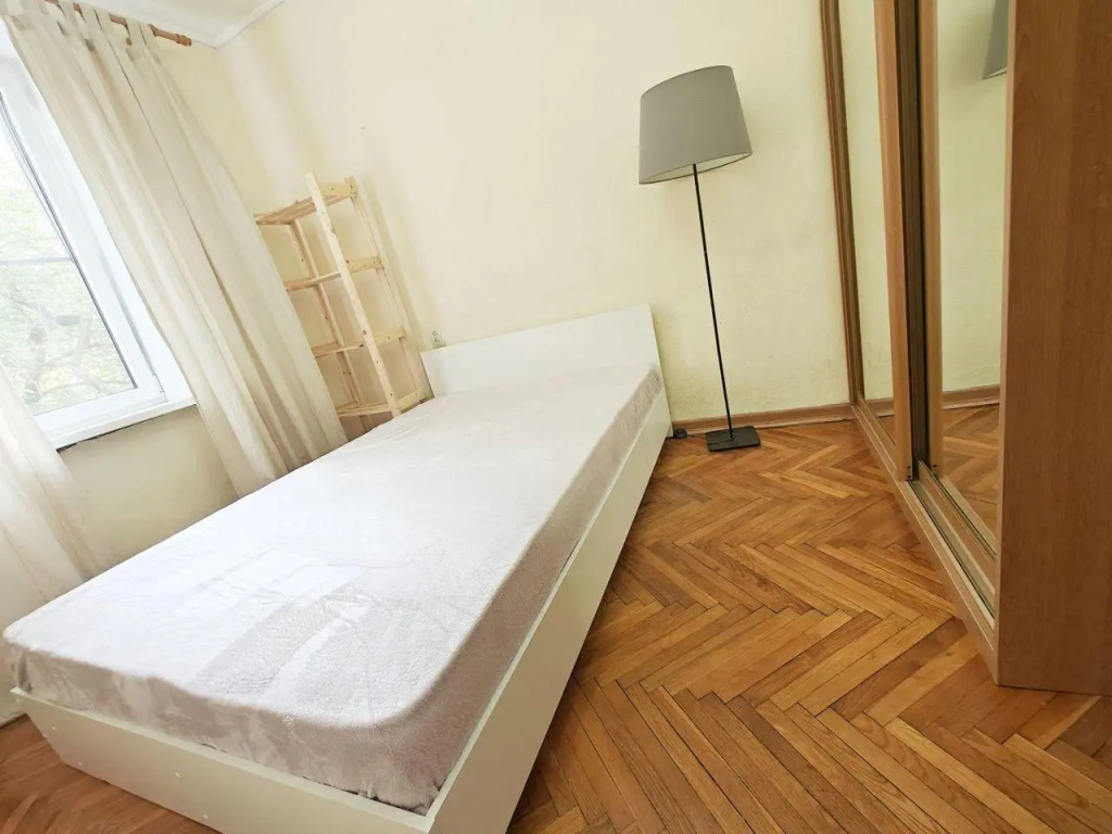 Apart Saray на улице Врубеля 10