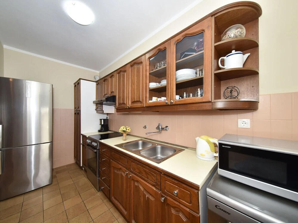 Spacious Apartment in a Quiet Area, 3 Bedrooms With Balcony, Nice Garden, BBQ