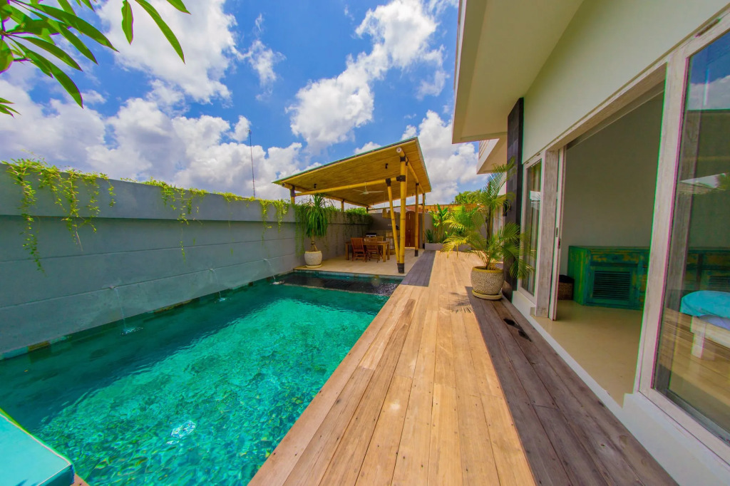 Mahi Mahi Villa & Suites