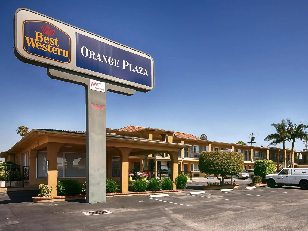 Best Western Orange Plaza