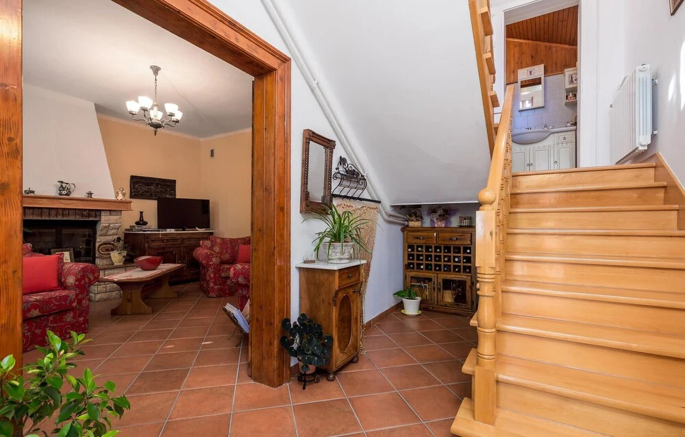 Beautiful Home In Rukavac