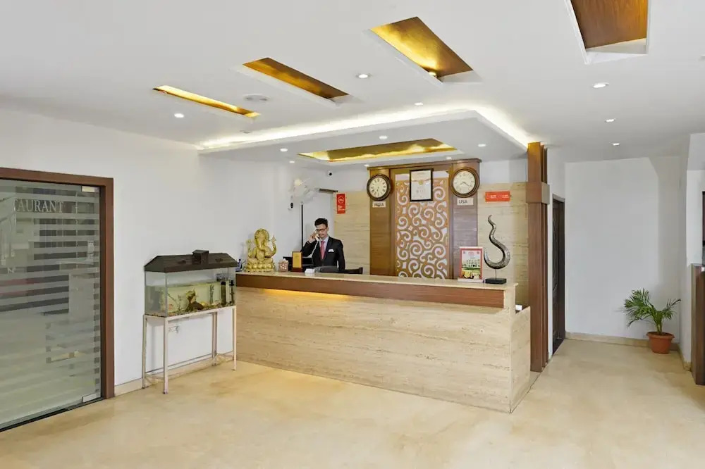 Hotel Paris Chandigarh Zirakpur