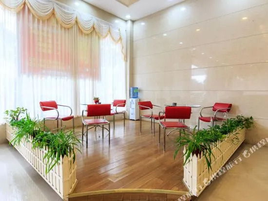Yangjiang Fangyuan Business Hotel