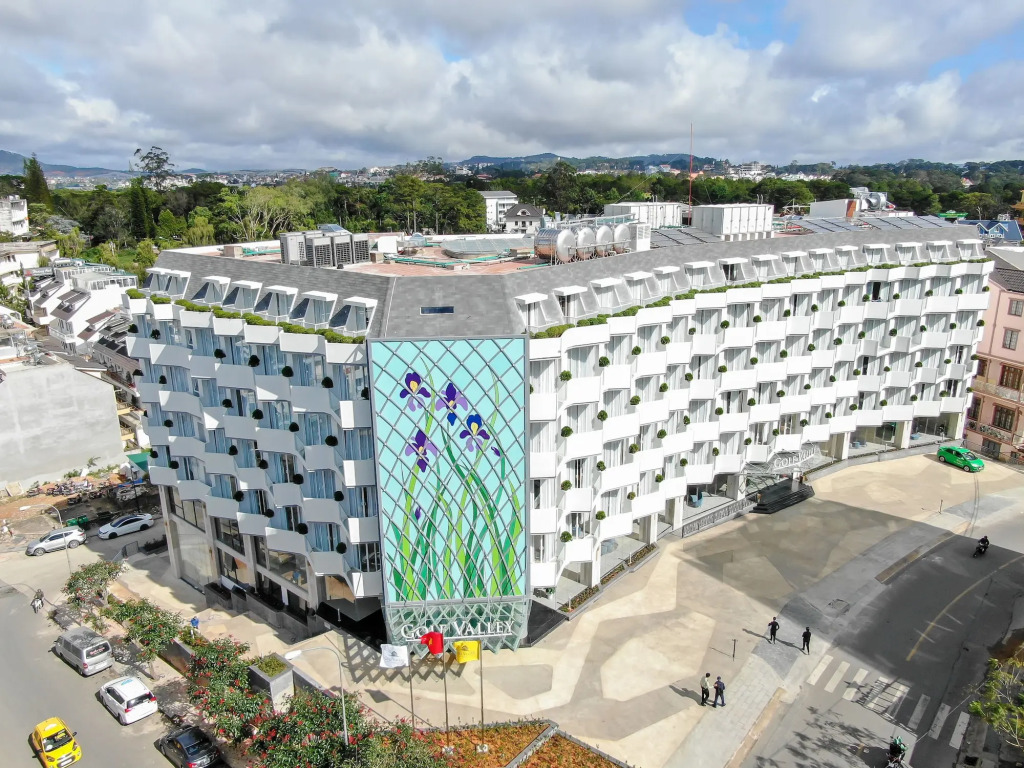 Nesta Valley Dalat Hotel - Formerly Golf Valley Hotel