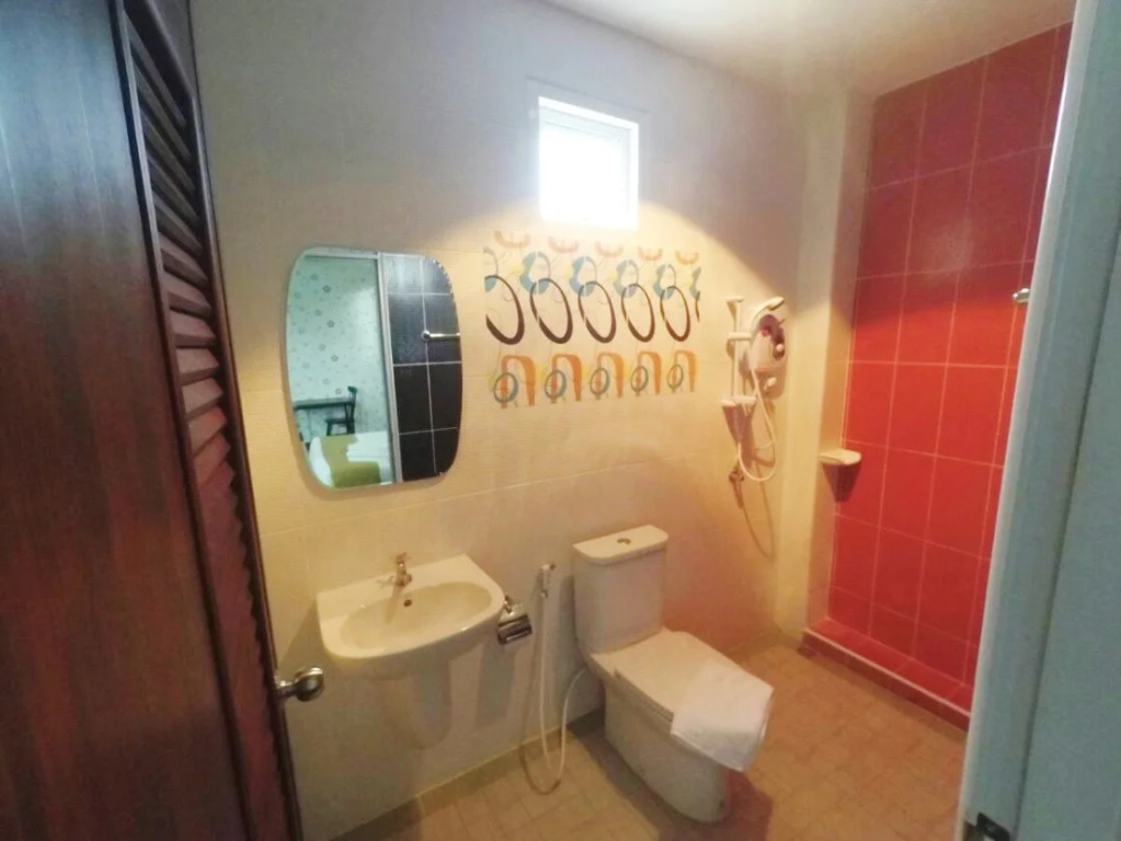 Subpaisarn Hotel