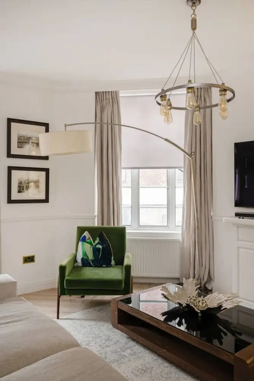 Marylebone Luxury 3-bed Security Elevator
