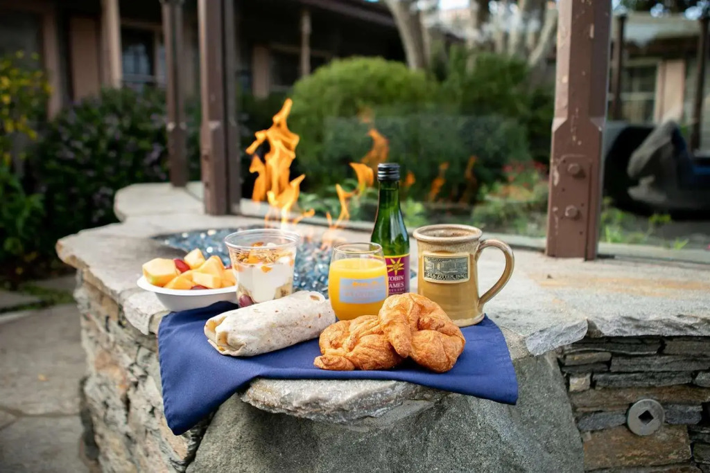 Sea Otter Inn