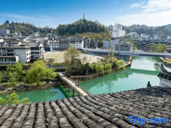 Fengyu Yasu · free 180° Tuojiang View | Unattended Vacation Boutique Stay