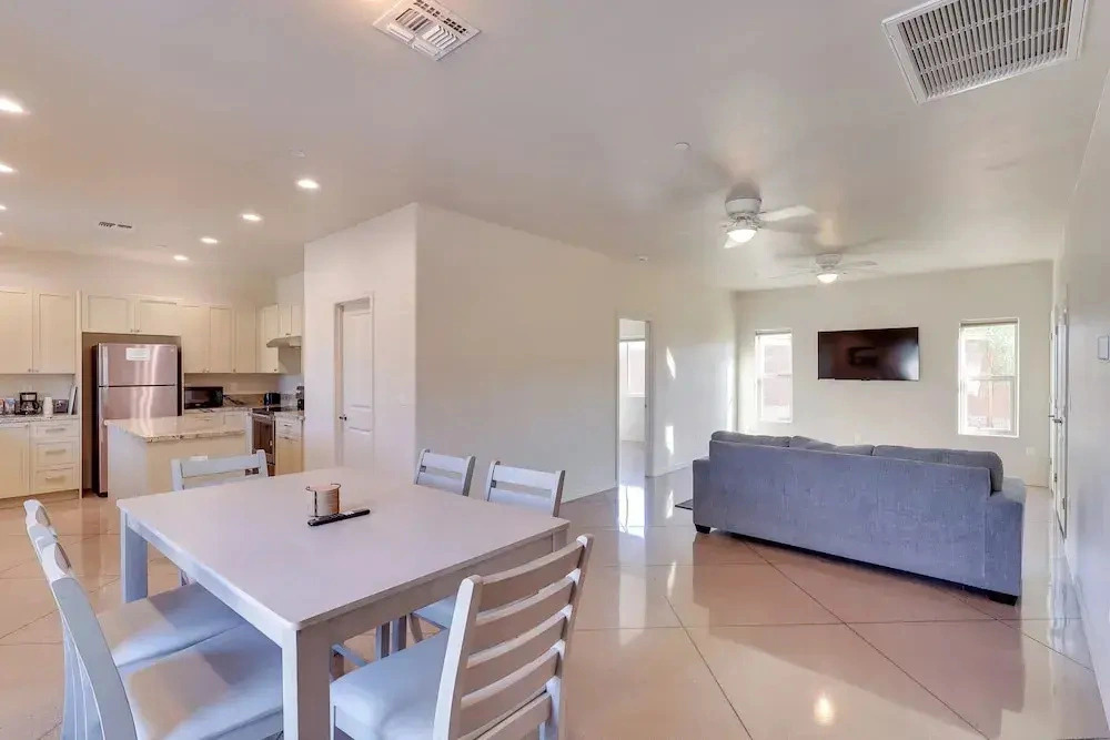 Desert Escape Near Lake Havasu & London Bridge
