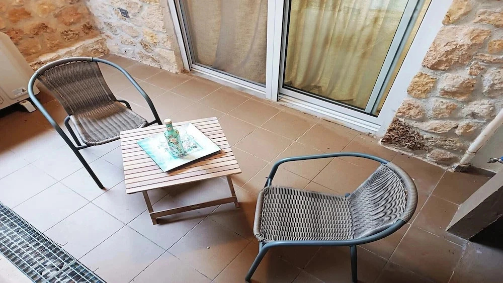 Elisa Luxury Suite in Nea Flogita