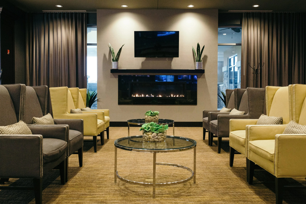 Holiday Inn and Suites East Peoria by IHG