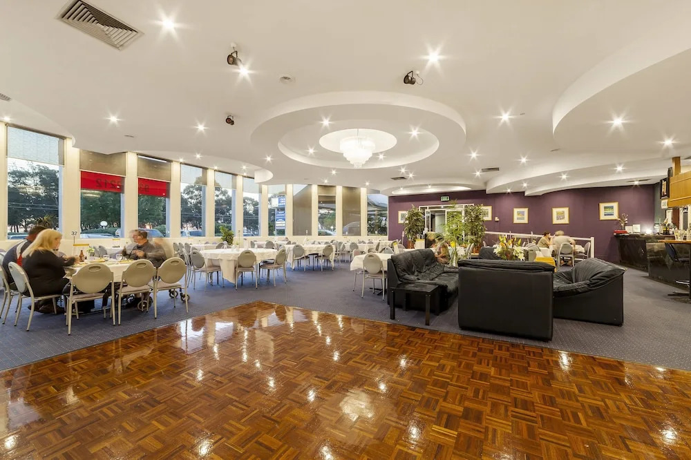 Ciloms Airport Lodge