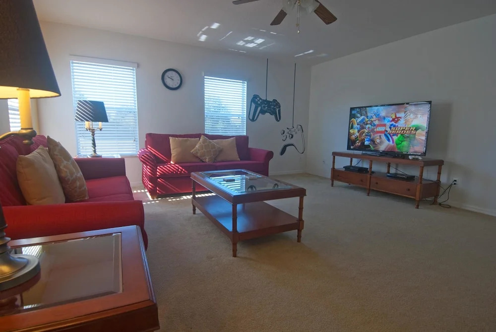 5 Bed Pool Home - 151 - Pet Friendly