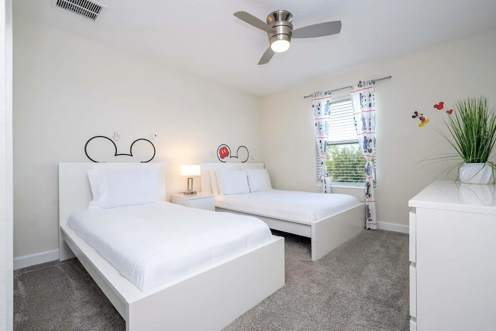 Wonderfull 4Bd w Pool Champions Gate Resort 8945