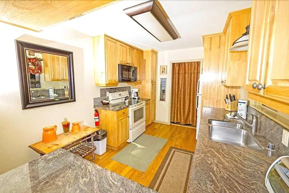 3614 Saddle Road by RedAwning