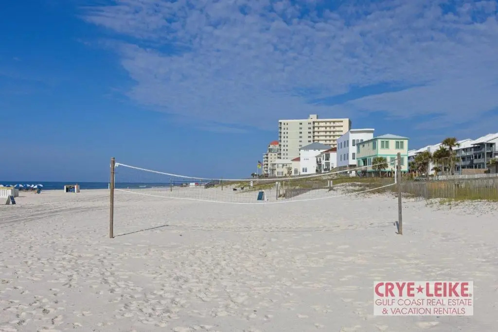 Windward Pointe Condominiums