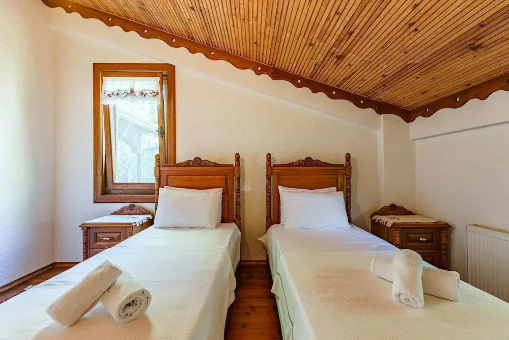 Lake Sapanca Breathtaking Private Villa Retreat