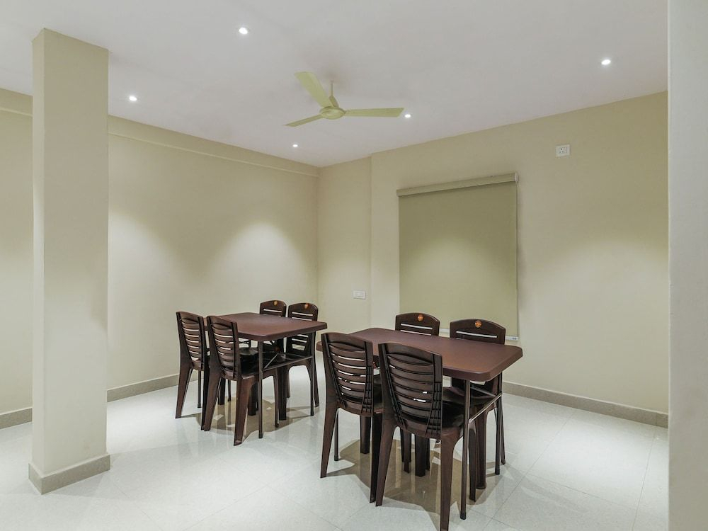 FabHotel Siddarth Grand