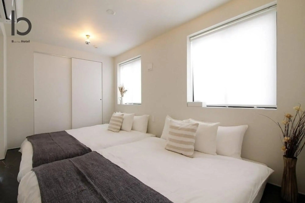bHotel704 New Apt for 6ppl near PeacePark