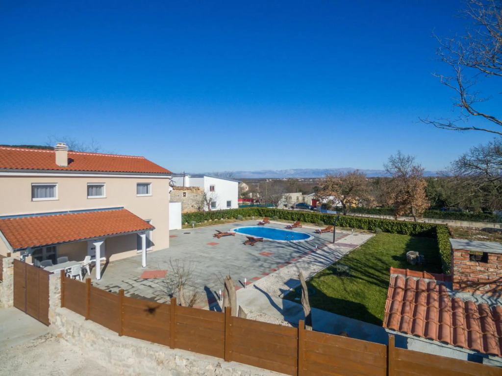 Villa Elm