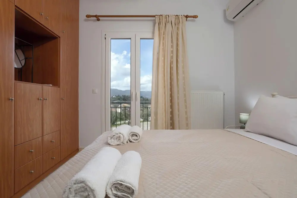 Altamira I 8 Guests With Veranda and Valley Views