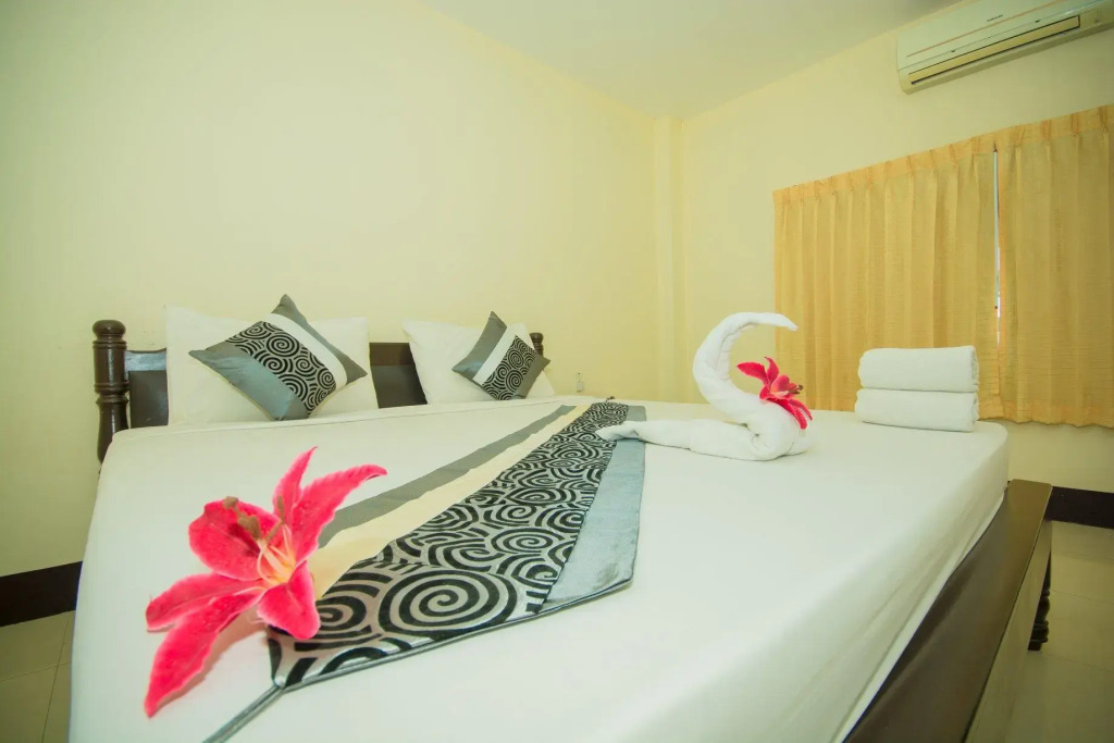 Submukda Phoomplace Hotel