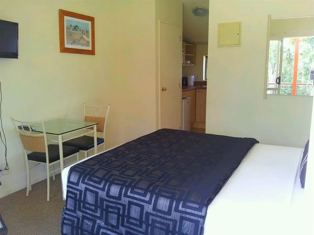 Avondale Motor Inn