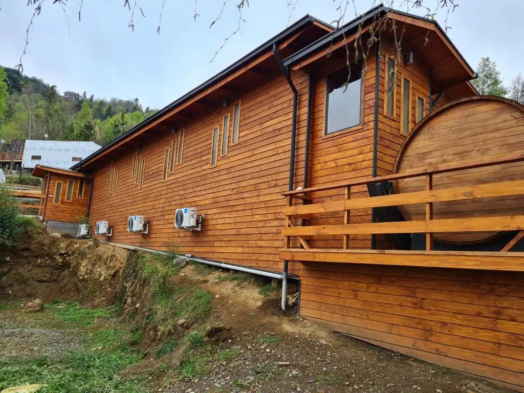 Lican Lodge