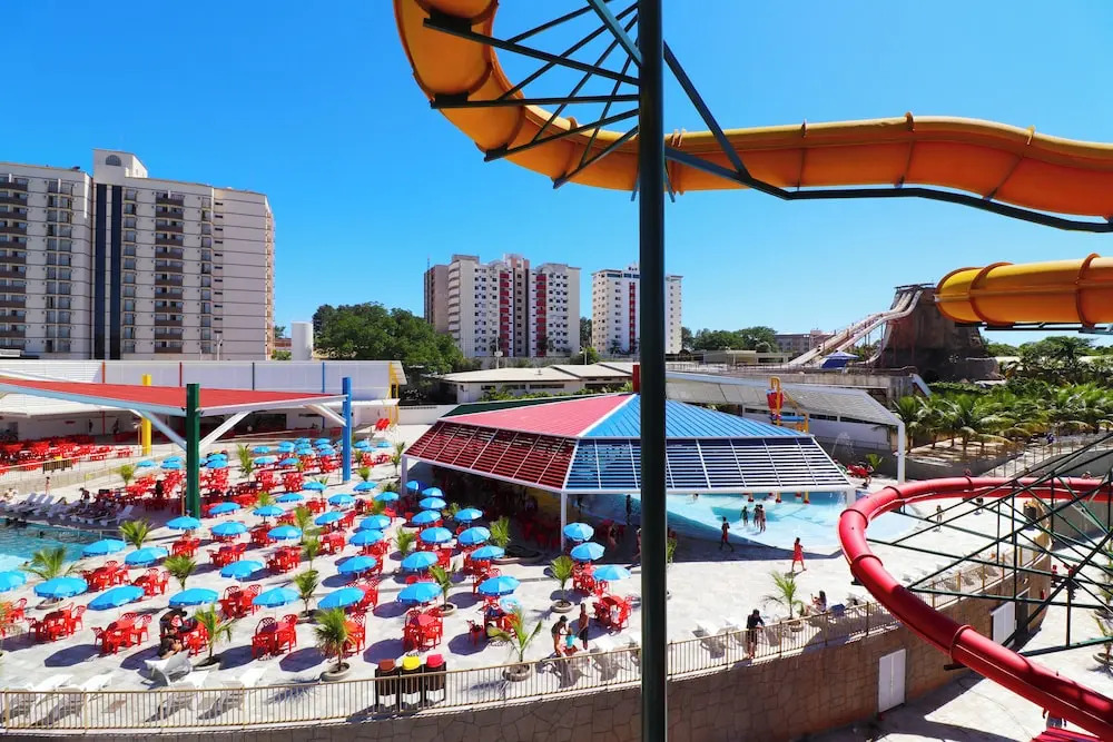 Piazza DiRoma com acesso ao Acqua Park todos os dias