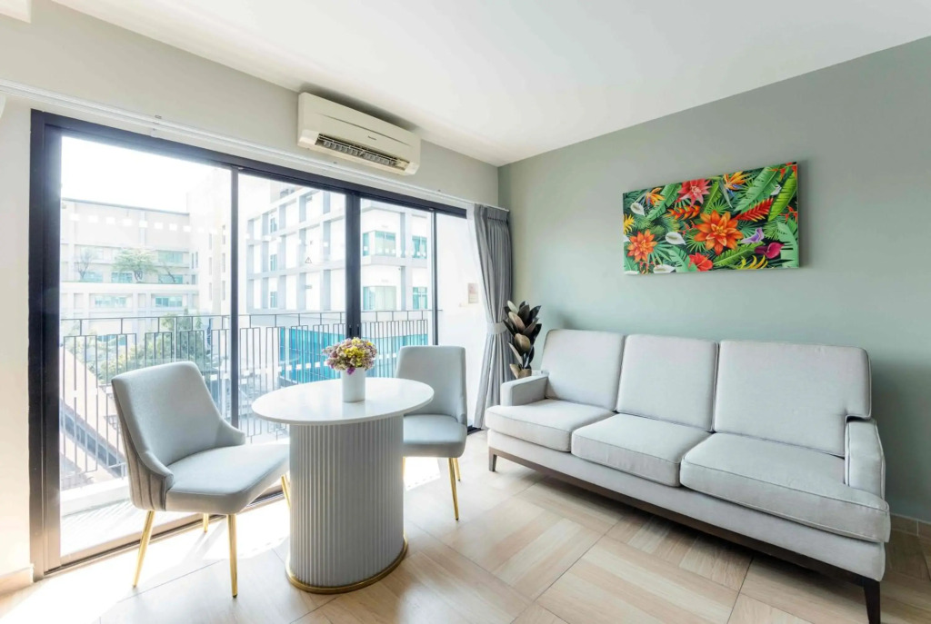 Chiva Bangkok Hotel
