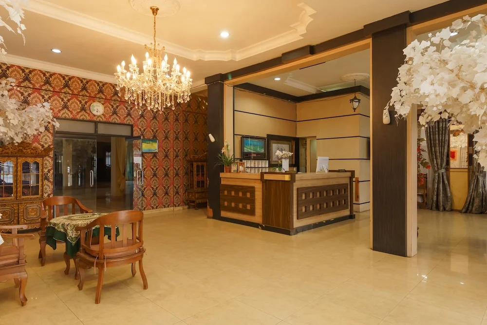 Hotel & Restaurant Sempurna by RedDoorz