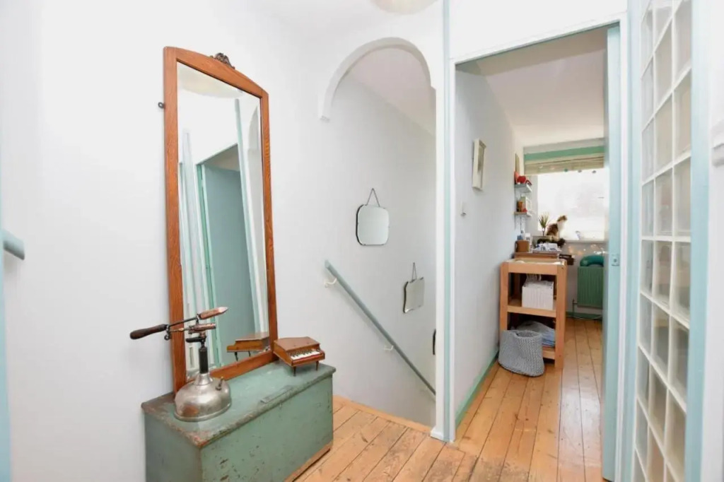 Stylish 3 bed house with parking in Bermondsey, SE1