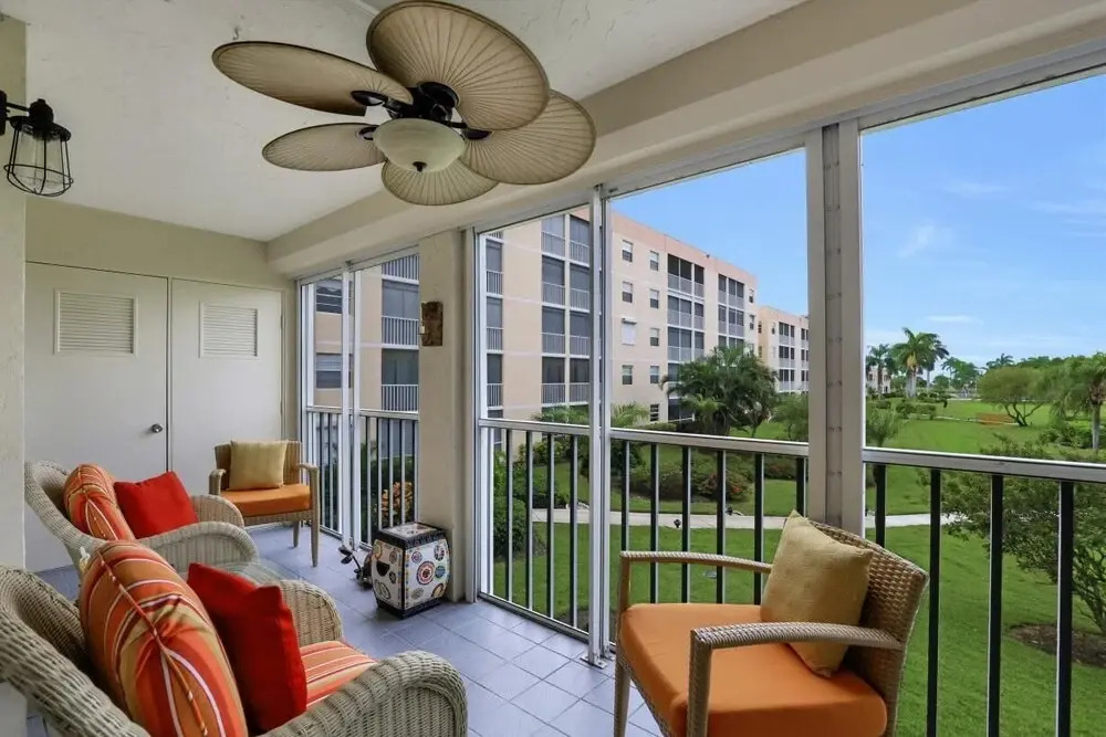 Island-style Condo With Pool, spa and Steps to Beach