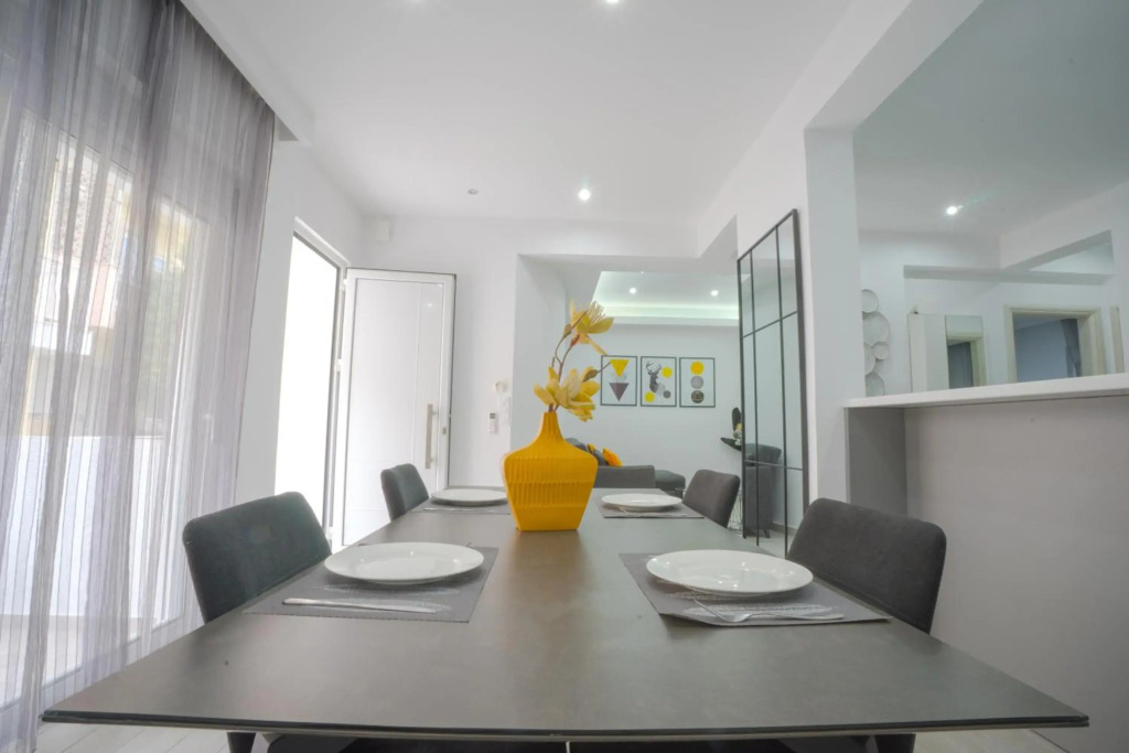 Rodini House