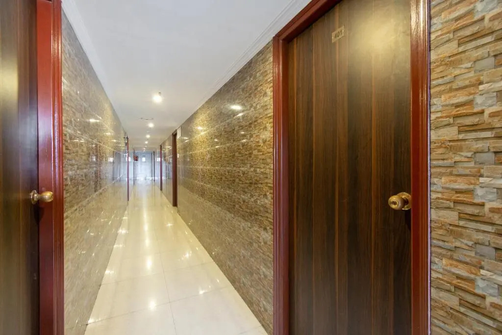 FabHotel Raj Darbar - Nr Kolkata Airport