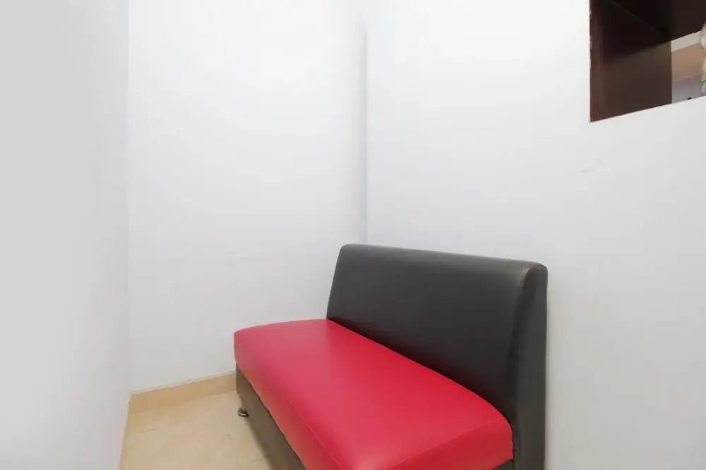 Airy Eco Adi Sucipto Gang Nanas Lima 6 Solo