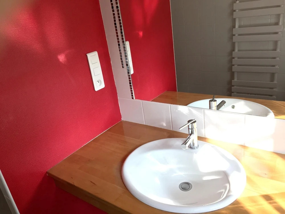 House With 3 Bedrooms in Miniac-morvan, With Furnished Garden and Wifi