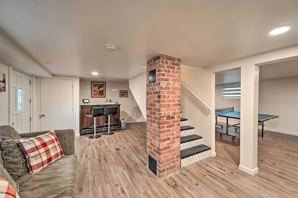 Redmond Farmhouse on 2 Acres w/ Deck & Grill!