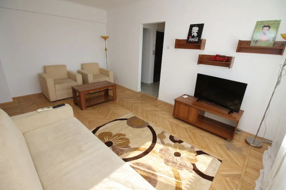 EYTAL Bucharest Central Apartment