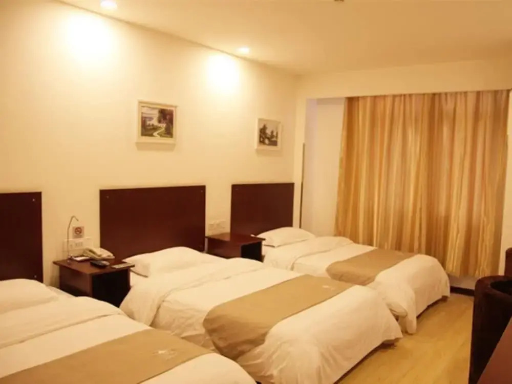GreenTree Alliance Jinan Licheng Town Yaohua Road Yaoqiang Airport Hotel